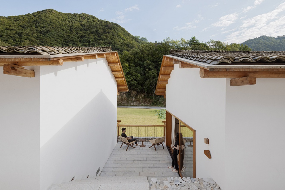 ningshan luzhai cottages by kooo architects