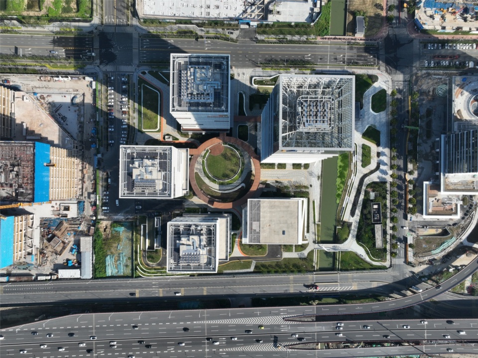 西地块鸟瞰图 ©张超 sipurd modern service industrial park by re studio