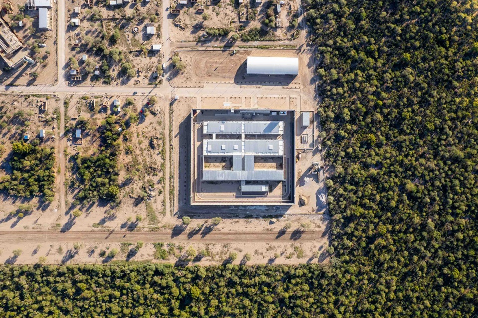 high security mens prison by domanico bertorello associated architects