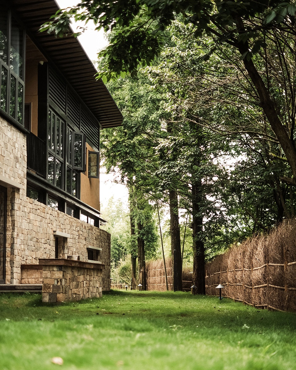 Refuge Moganshan China by Studio Ininches