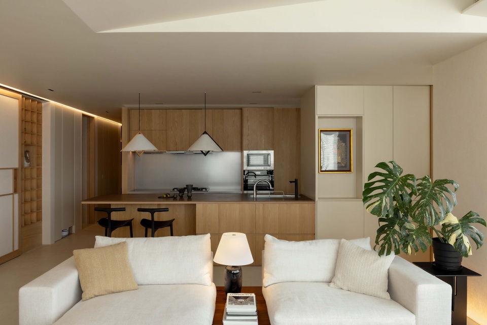 HE Home by MUKA ARCHITECTS