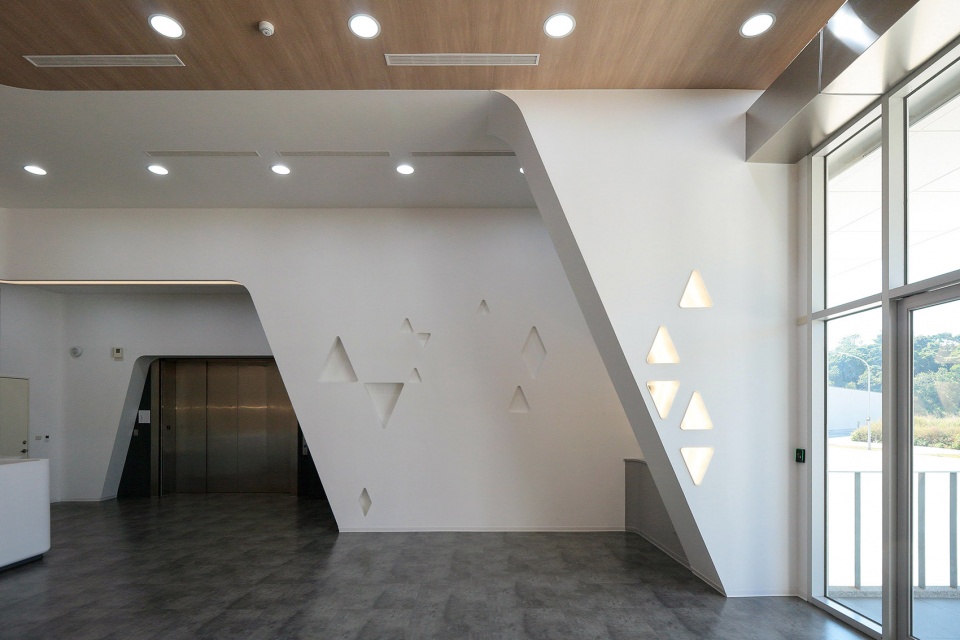 I WILL Factory and Office by WSAA Design Team