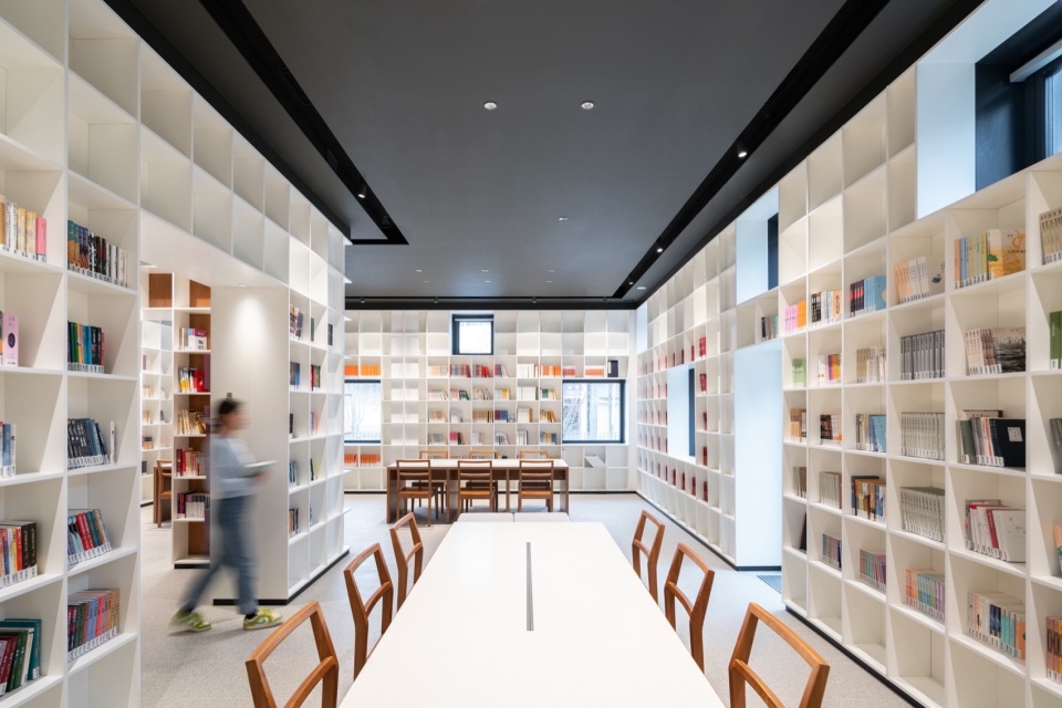 SQUARES Library SAKO Architects