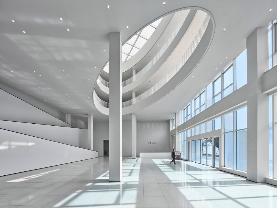 brloote headquarters by greater dog architects