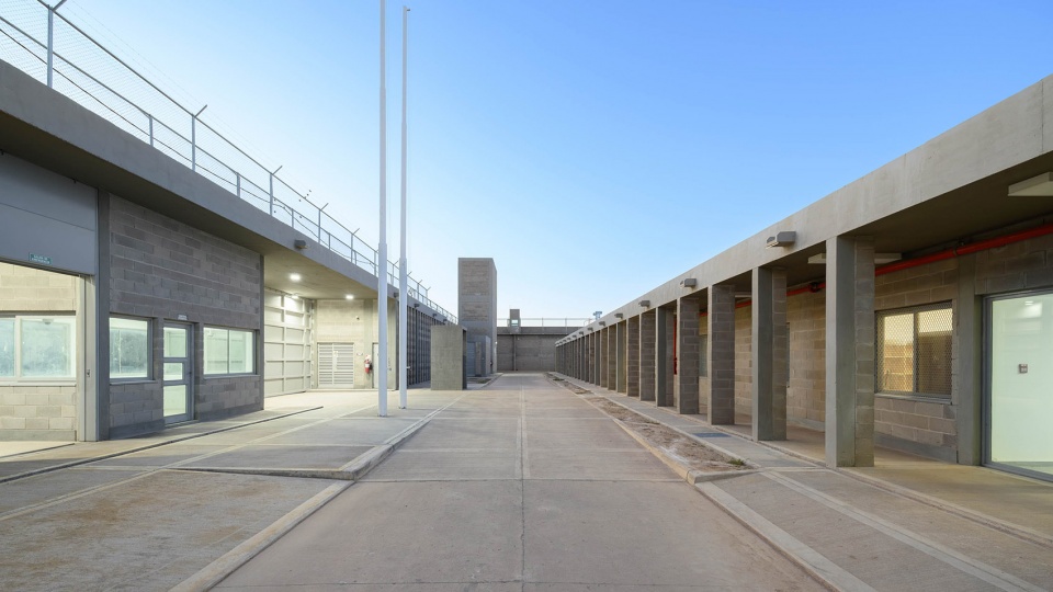 high security mens prison by domanico bertorello associated architects