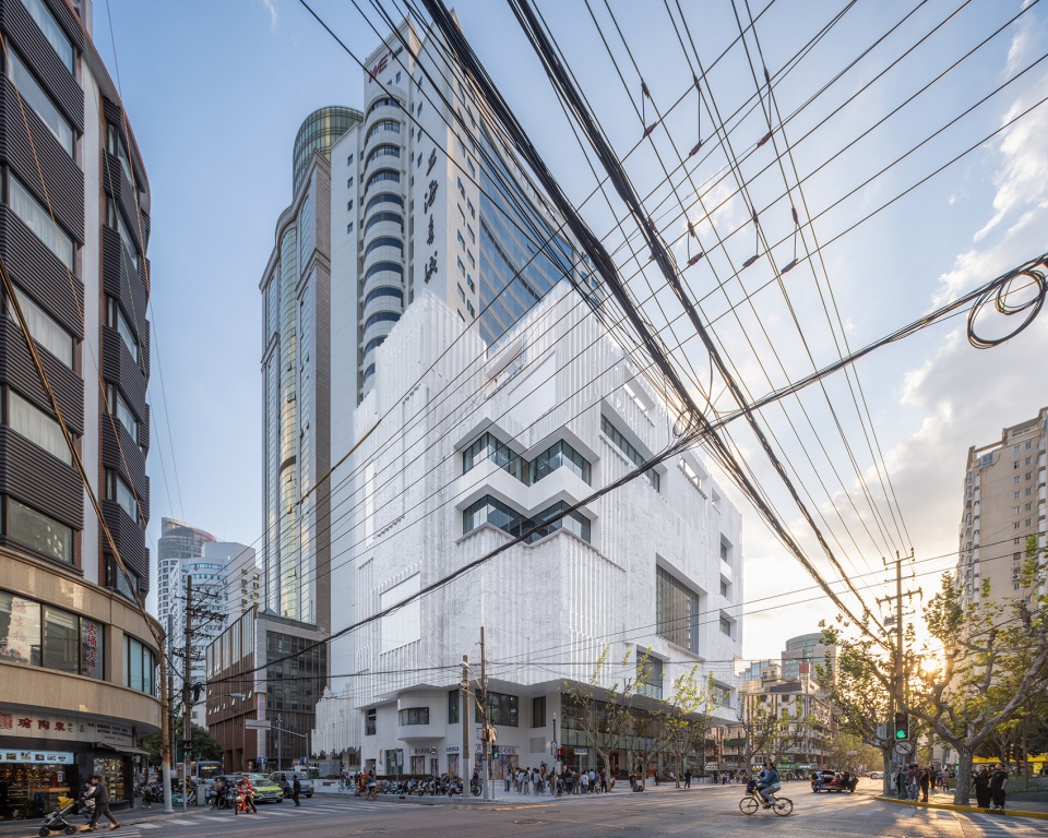 Renovation of Shanghai Book City by Wutopia Lab