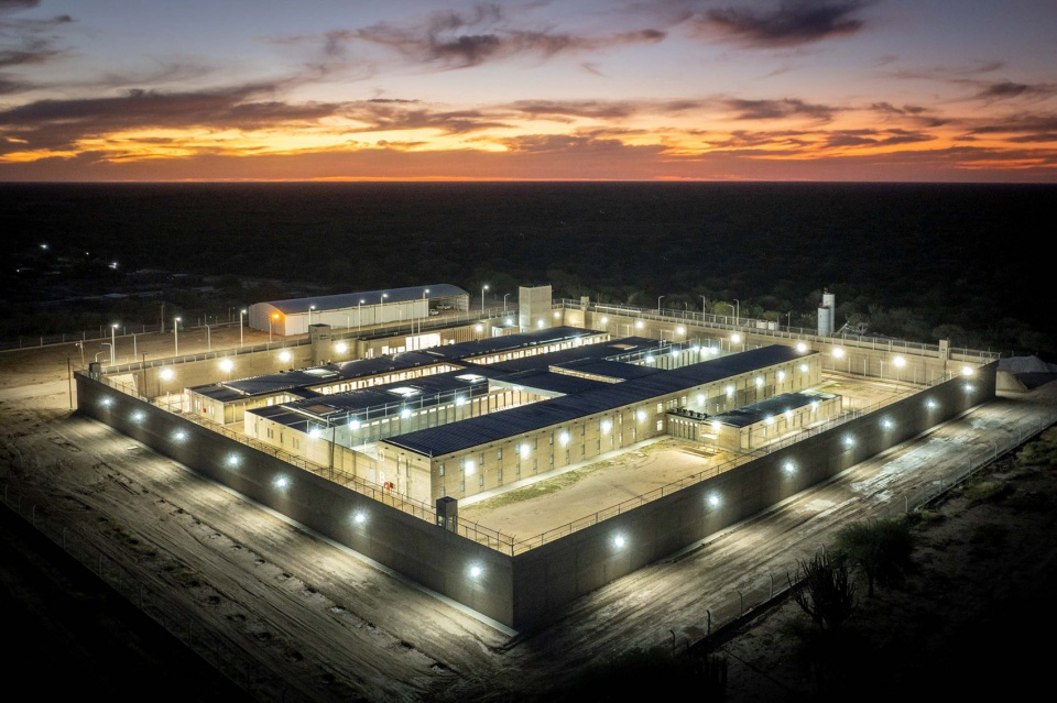 high security mens prison by domanico bertorello associated architects