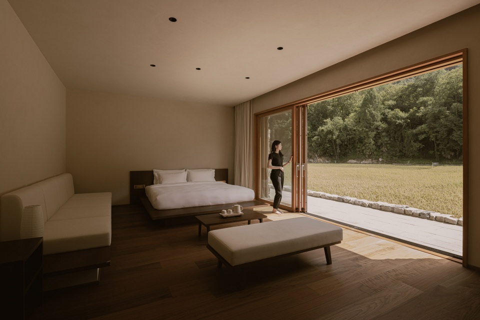 ningshan luzhai cottages by kooo architects
