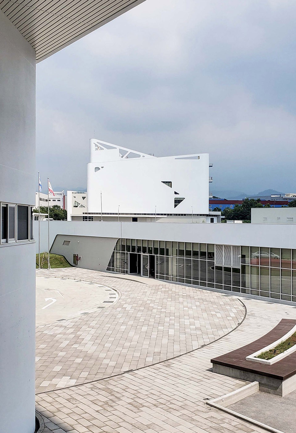 I WILL Factory and Office by WSAA Design Team vcz