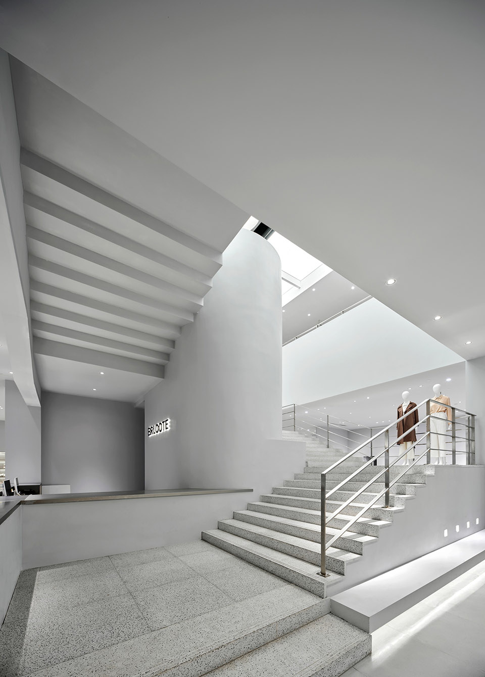 brloote headquarters by greater dog architects