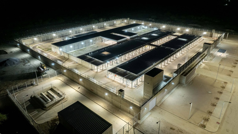 high security mens prison by domanico bertorello associated architects