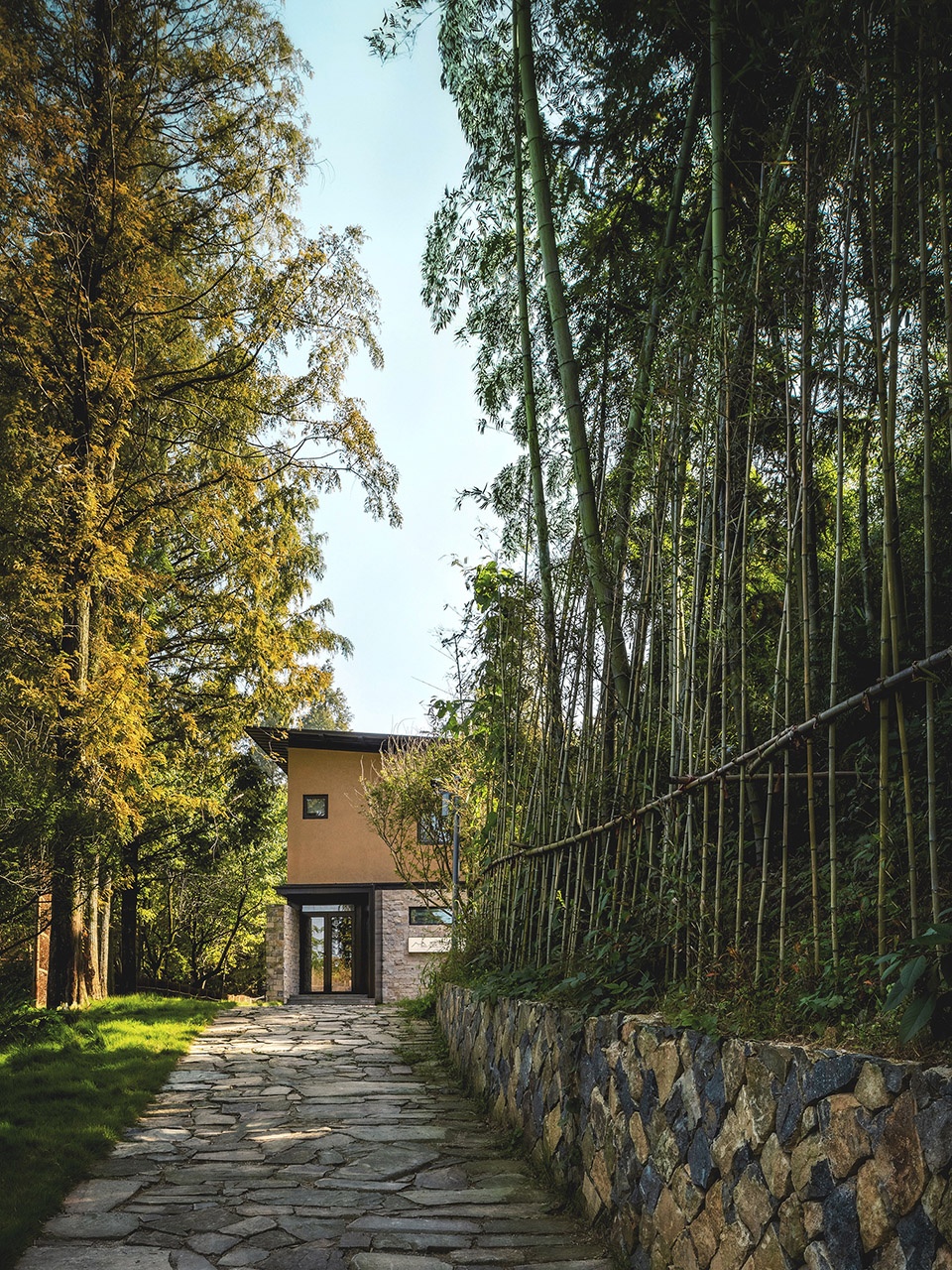 Refuge Moganshan China by Studio Ininches