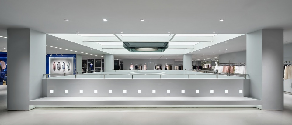 brloote headquarters by greater dog architects