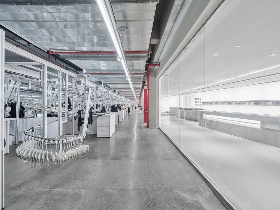 brloote headquarters by greater dog architects