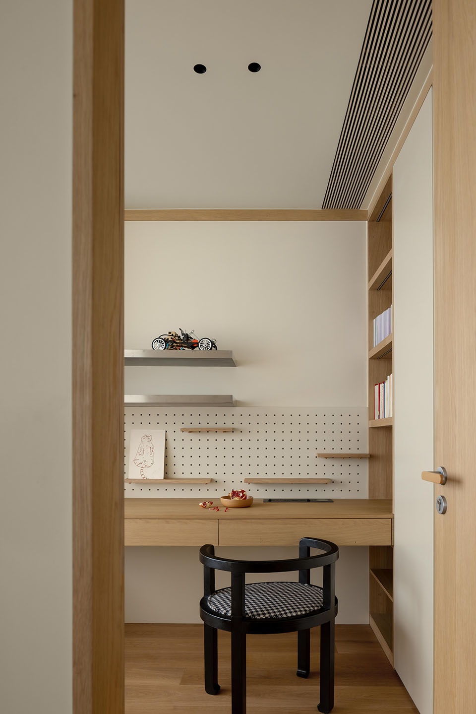 HE Home by MUKA ARCHITECTS