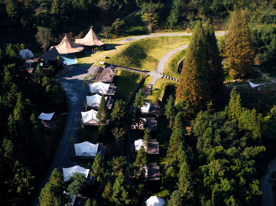 Refuge Moganshan China by Studio Ininches