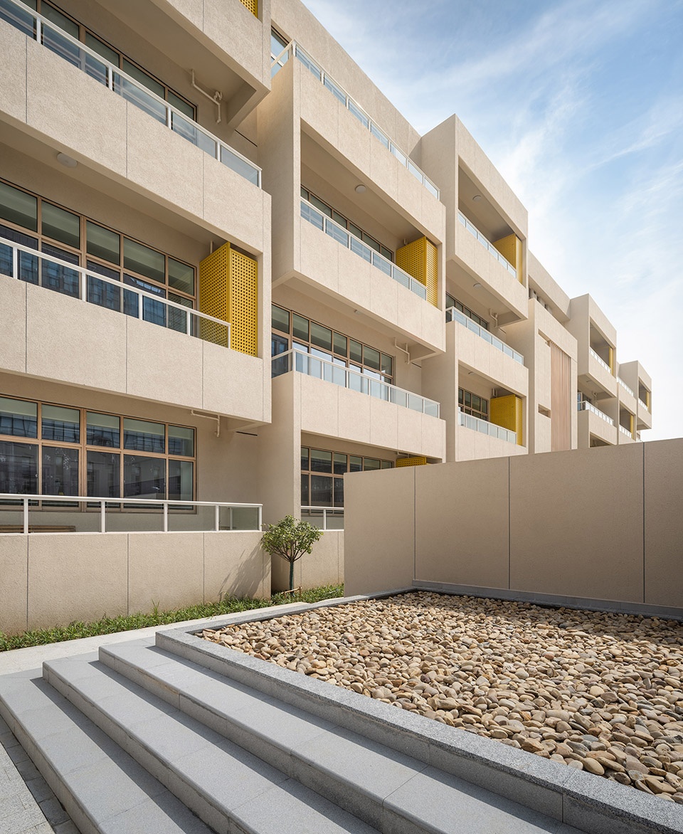Wenqi Road Primary School by Rong Zhaohui Studio ZRADI