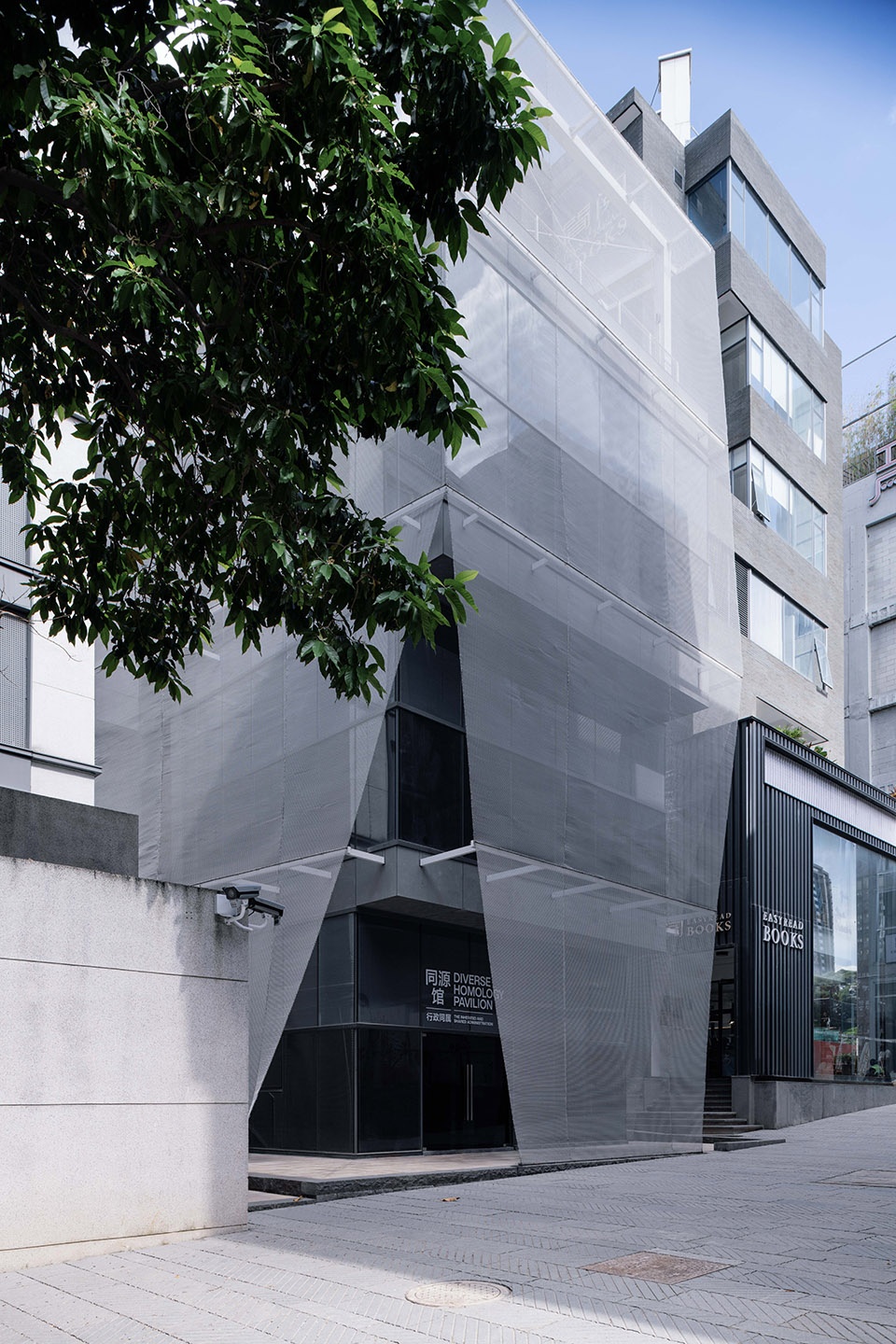 临街立面 Façade facing the street ©陈颢 CHEN Hao