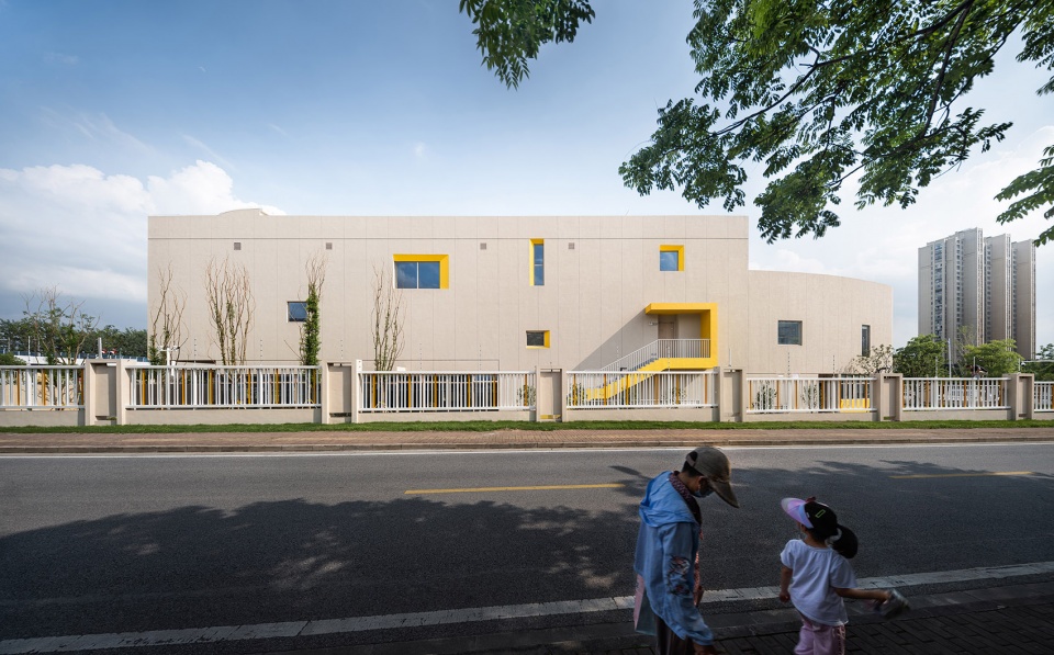 Wenqi Road Primary School by Rong Zhaohui Studio ZRADI