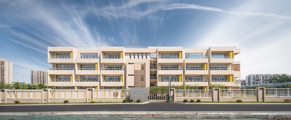 Wenqi Road Primary School by Rong Zhaohui Studio ZRADI