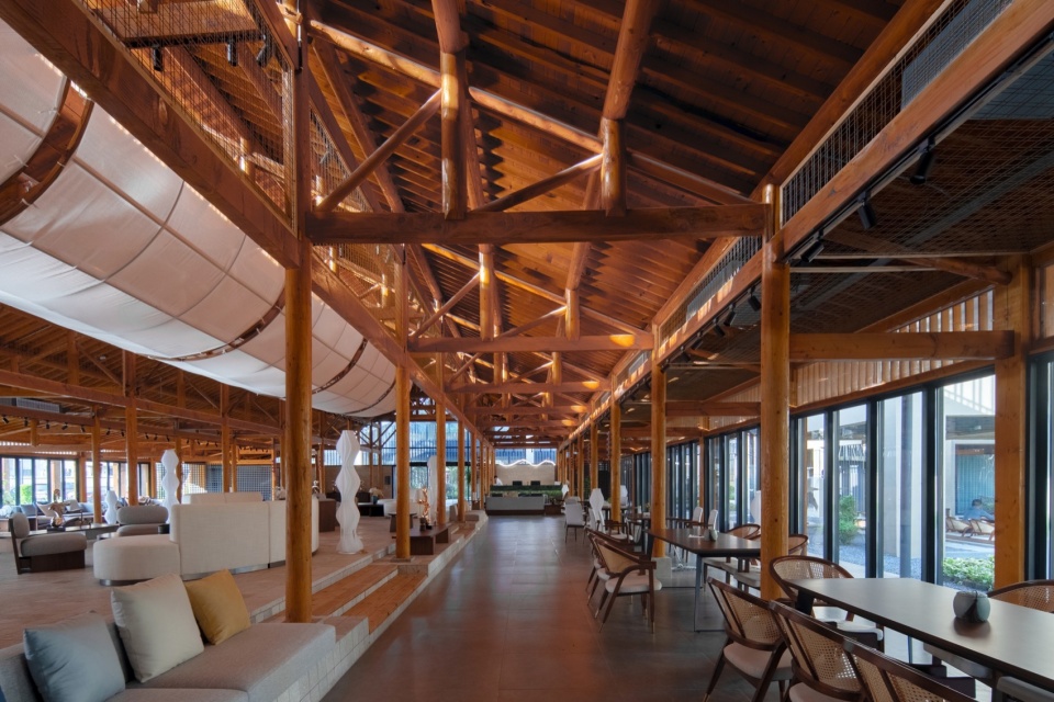 Jian Hotel by Office Canopy of Architecture