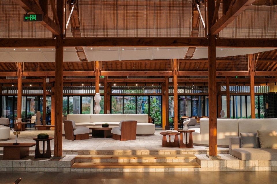 Jian Hotel by Office Canopy of Architecture
