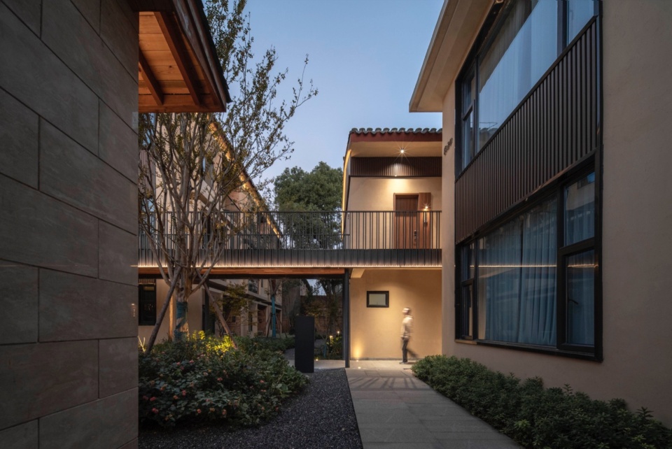 Jian Hotel by Office Canopy of Architecture amf