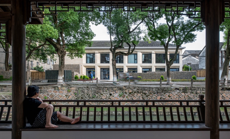 Jian Hotel by Office Canopy of Architecture