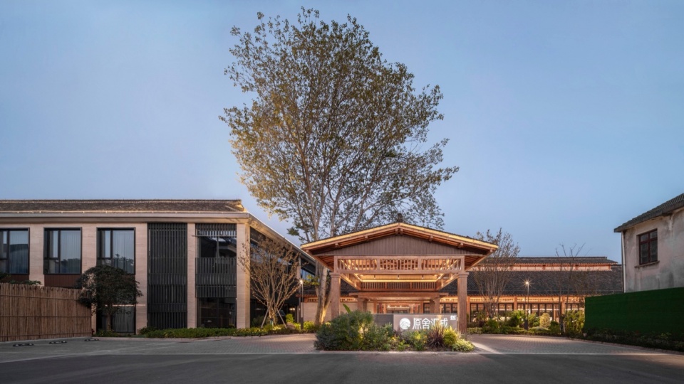Jian Hotel by Office Canopy of Architecture
