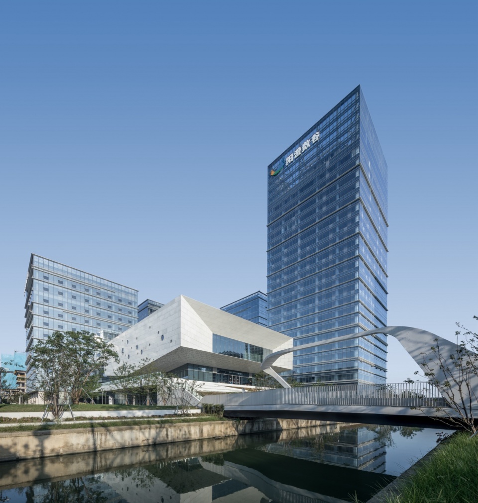 展示中心东南角人视图 ©张超 sipurd modern service industrial park by re studio