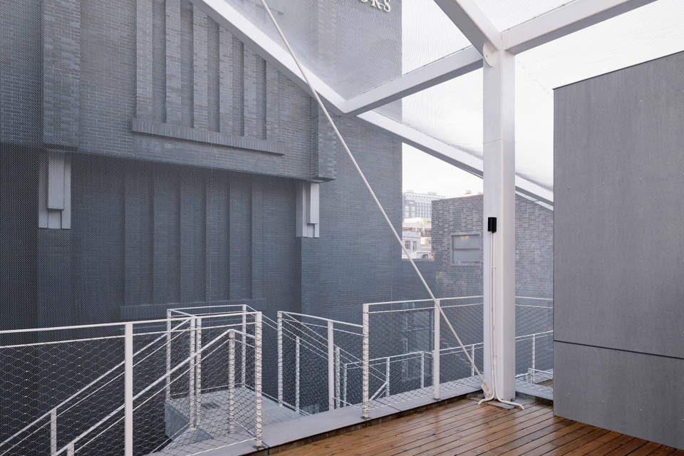 屋顶平台 Rooftop platform ©陈颢 CHEN Hao