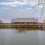 稻田与廊桥 - 宁波国际会议中心 / 汤桦建筑设计