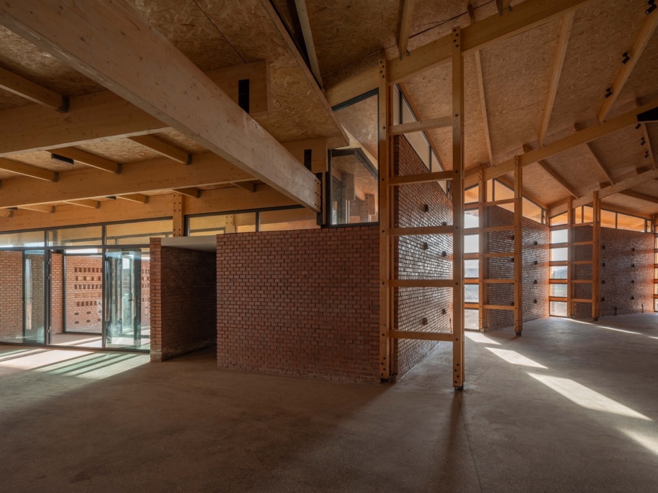 卫生间及辅助用房 © 金伟琦 prepared rehmannia root crafts exhibition hall by luo studio