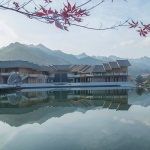 康县全域旅游游客集散中心，甘肃 / Farmerson Architects共生建筑设计（北京）有限公司
