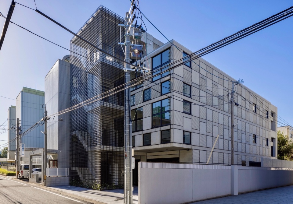 LATTICE in Fukuoka by SAKO Architects