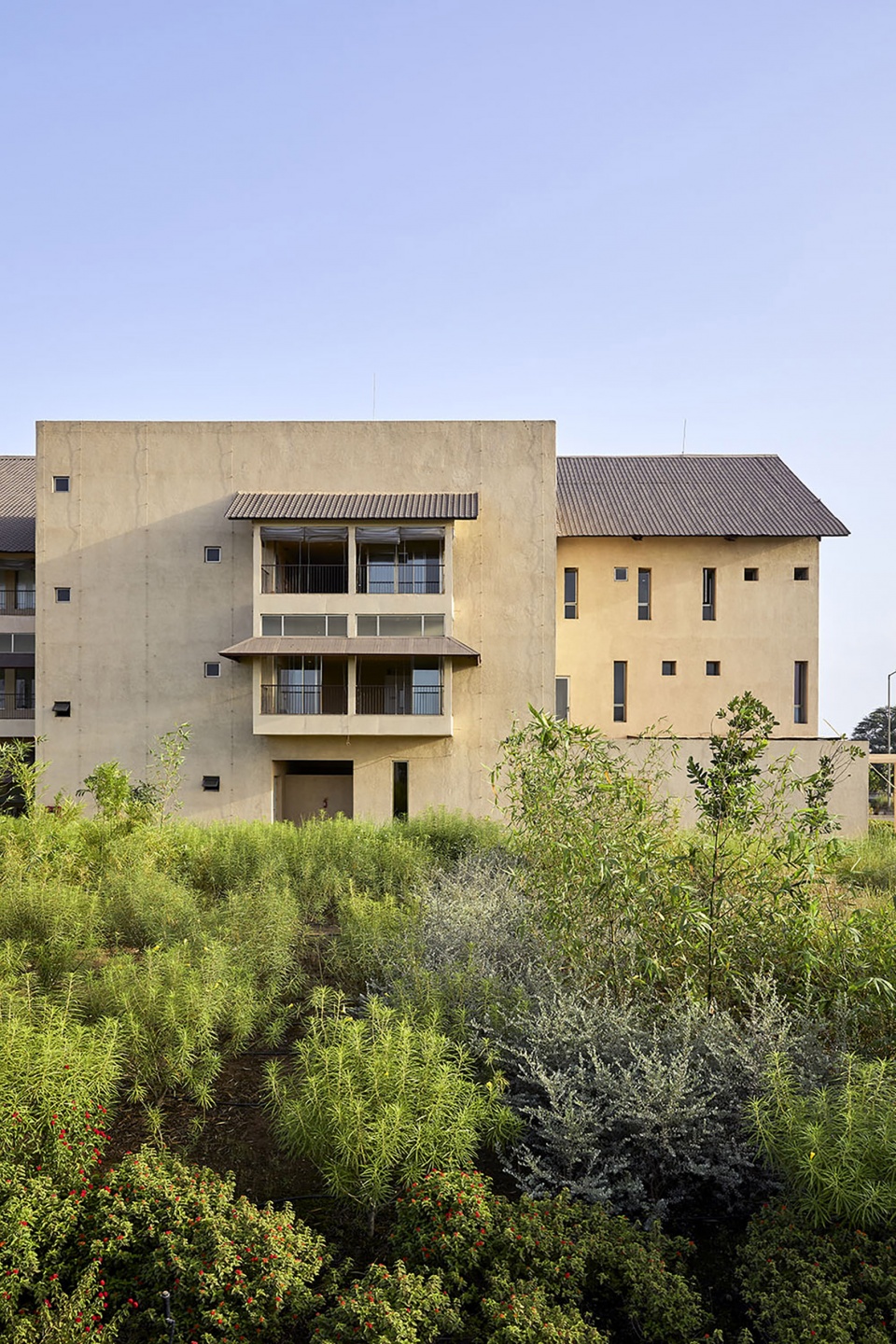 jsw sanjeevani multispeciality hospital by sjk architects