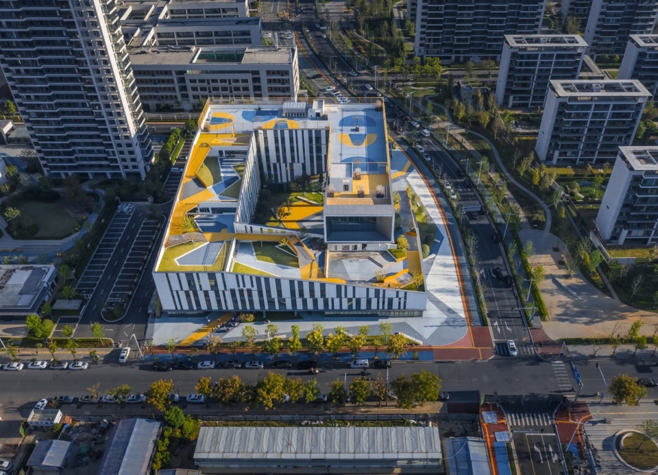 oct vanke century waterfront community service center by shuishi