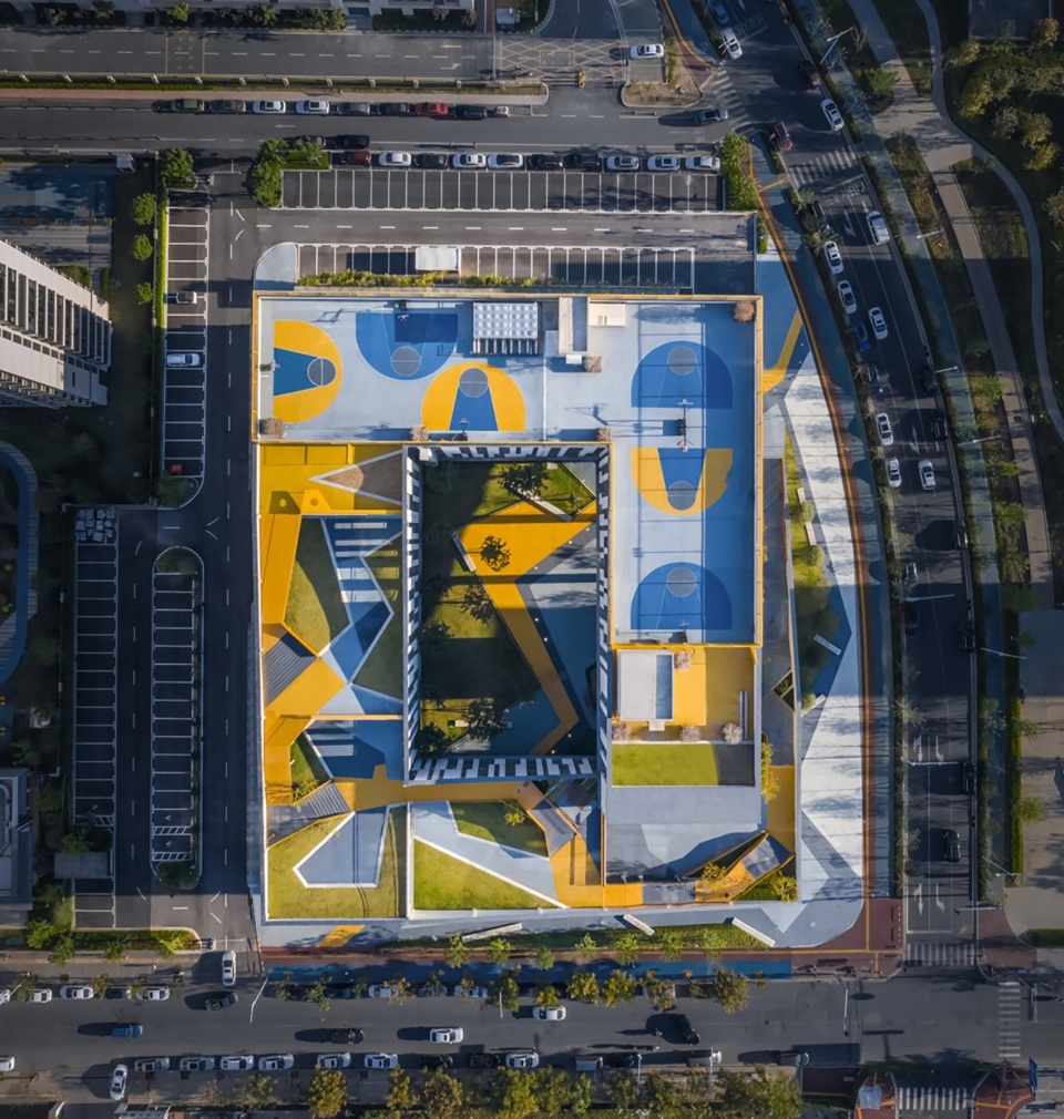 oct vanke century waterfront community service center by shuishi