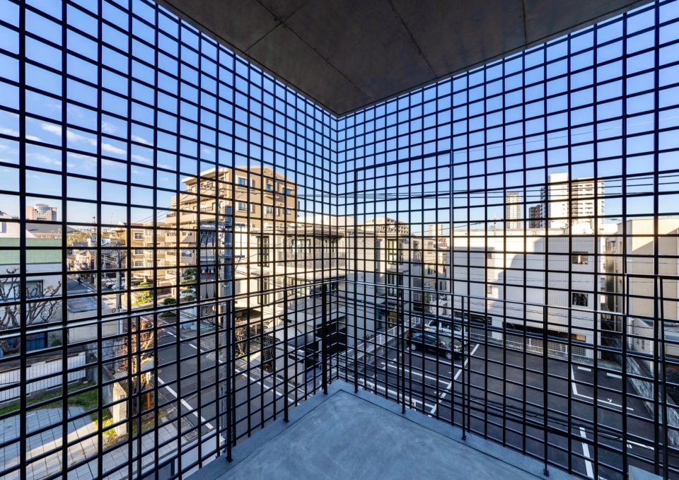 LATTICE in Fukuoka by SAKO Architects