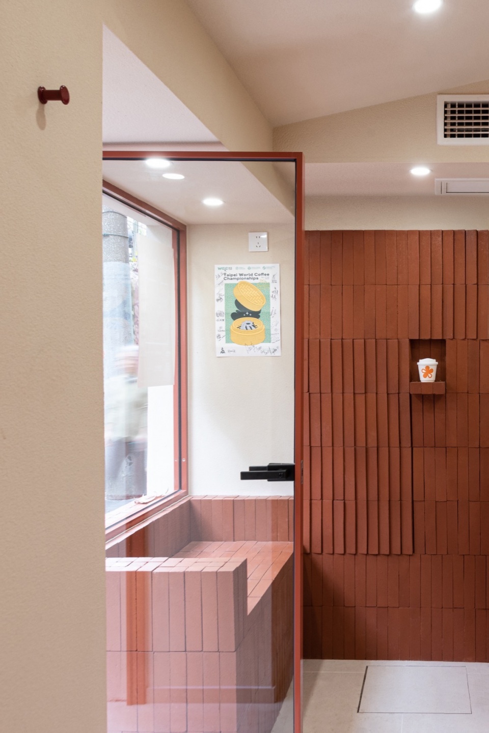 aloha cafe by atelier in