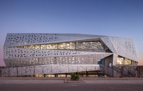 化学与微生物实验室，西班牙 / Penelas Architects
