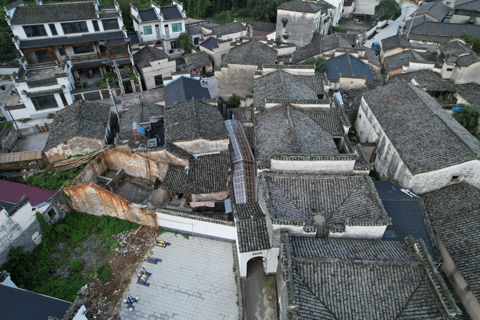 fw ji·huizhou corridor by iara