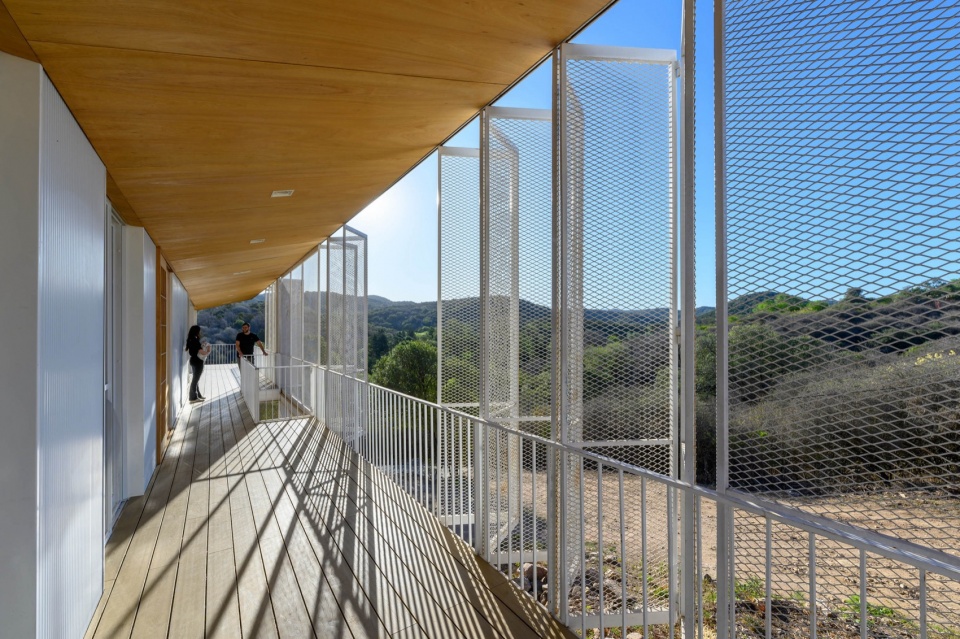 House in the clouds by MALVINA ZAYAT architecture studio