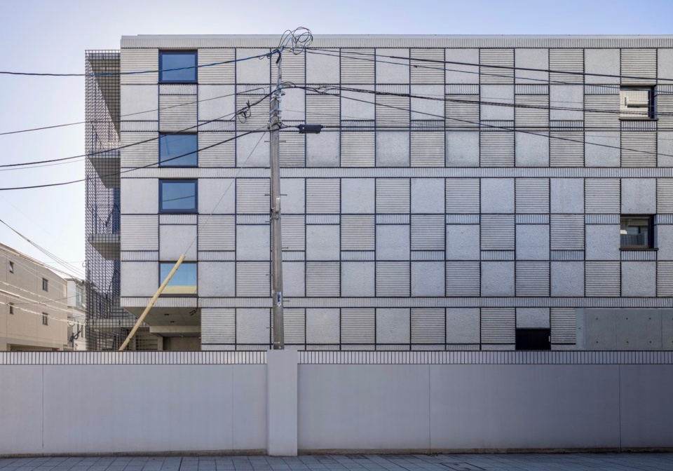 LATTICE in Fukuoka by SAKO Architects