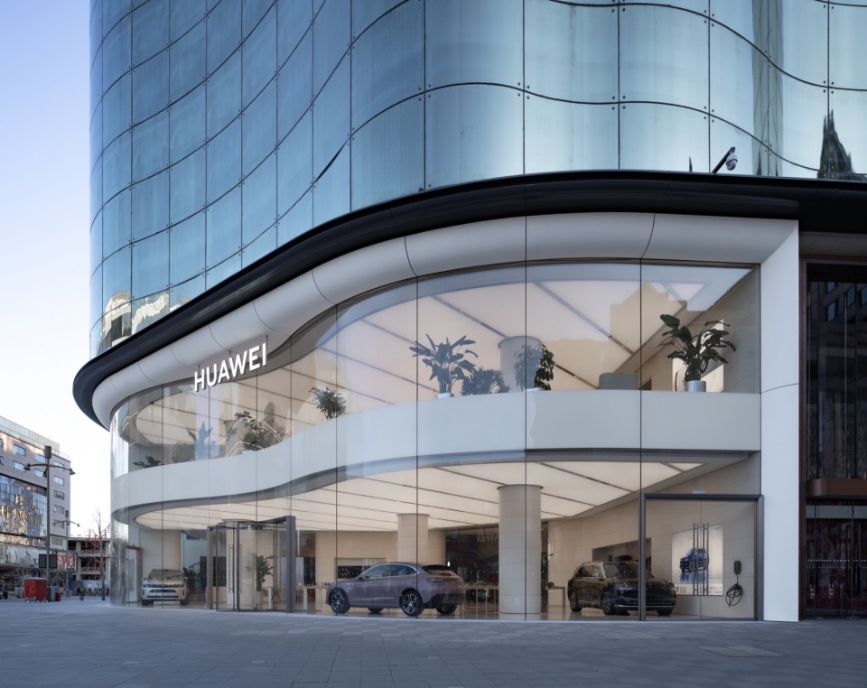 huawei flagship store beijing by superimpose architecture