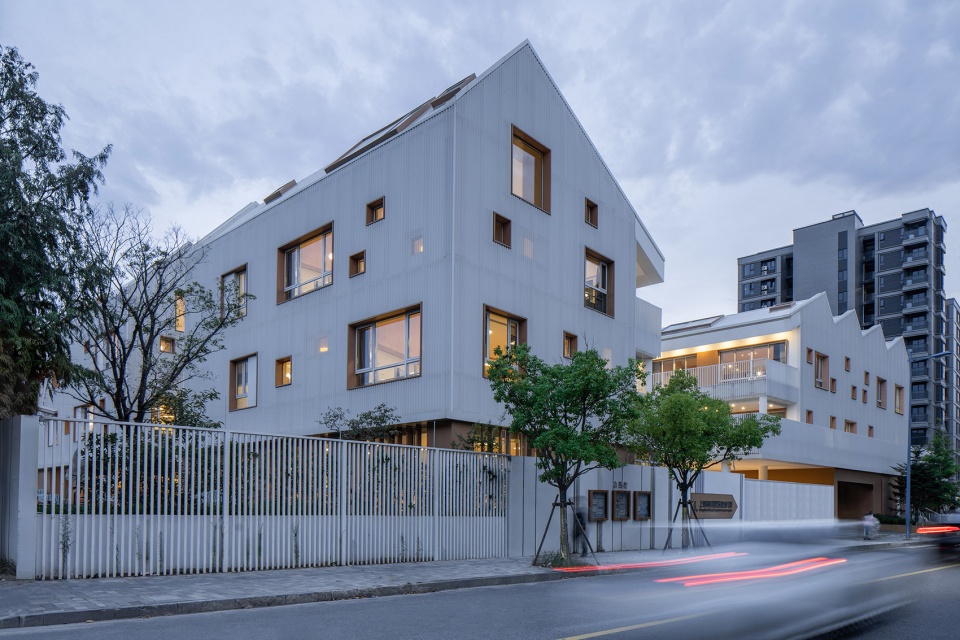 shanghai blue bay kindergarten by ecadi studio dingshun