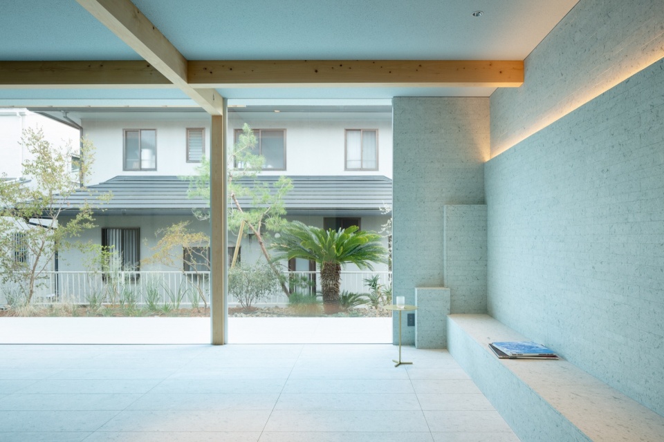Seishin Chuo House by Yusuke Yoshino Architects