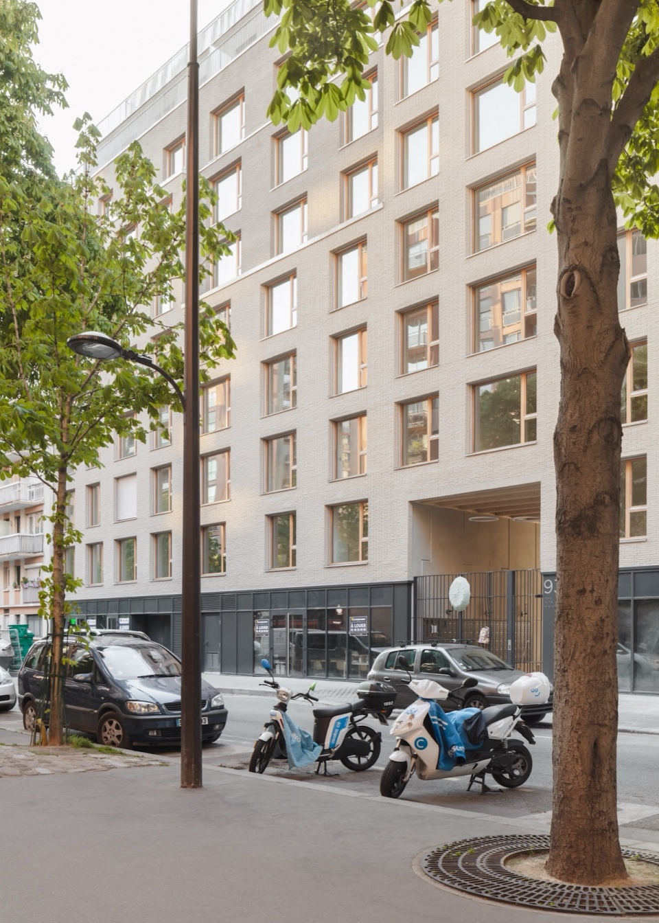 93 petit studio razavi architecture