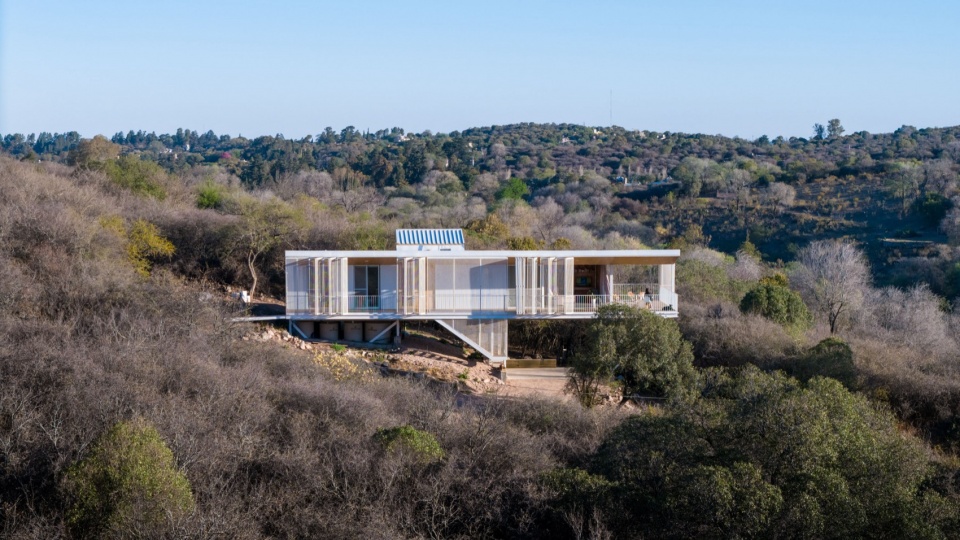 House in the clouds by MALVINA ZAYAT architecture studio