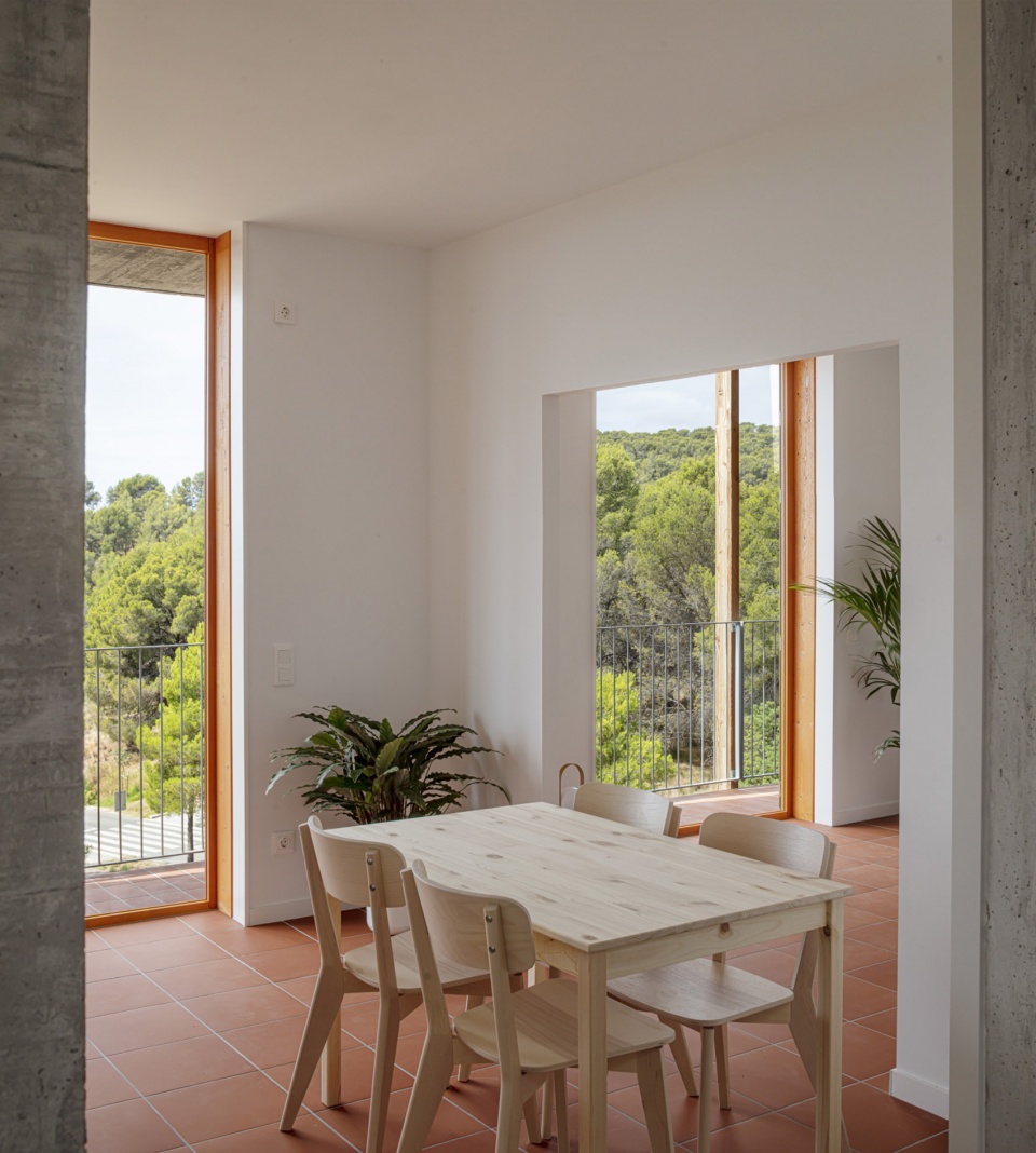 social housing 1737 by harquitectes